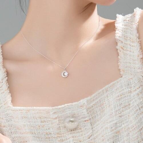 Fashion Silver Pendant Necklace 925 Sterling Silver Necklace with Cubic Zirconia Luxury