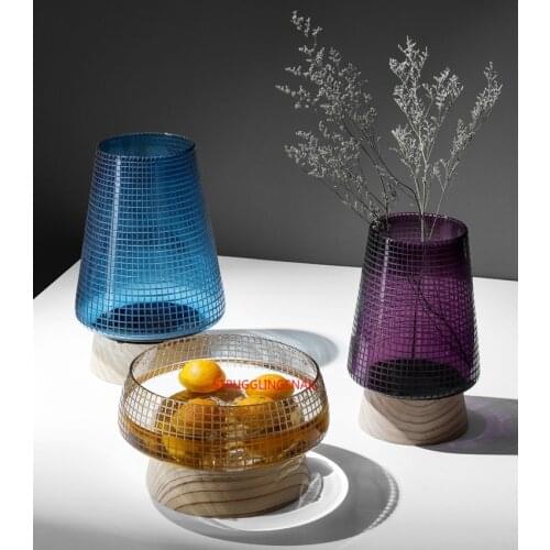 Struggling Snail Decorative Vases