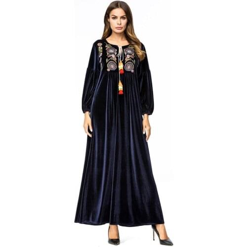 Embroidery muslim dresses muslim gown long dresses M-4XL size velvet womens dresses muslim clothing arab robe 5279