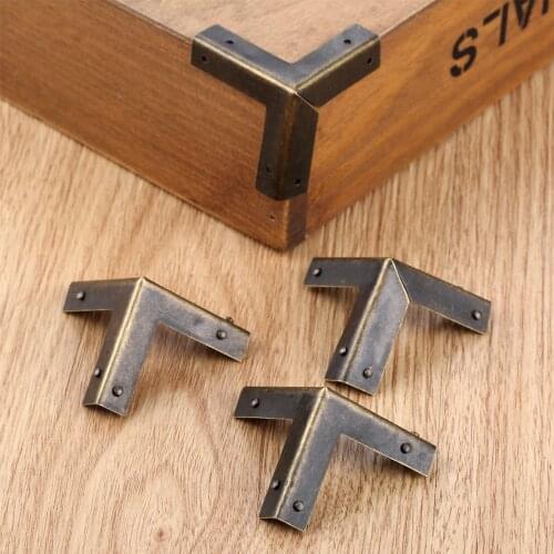 4Pcs Antique Bronze Corner Protectors Wooden Box Coner Wine Box Protector Furniture Hardware Cover Triangle Corners Bracket
