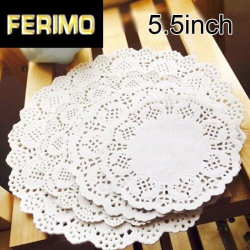 100 Pcs 5.5inch 14cm Eco-Friendly Grease-Proof White Paper Doilies For Party Wedding Christmas Table Decorative Cake Holder