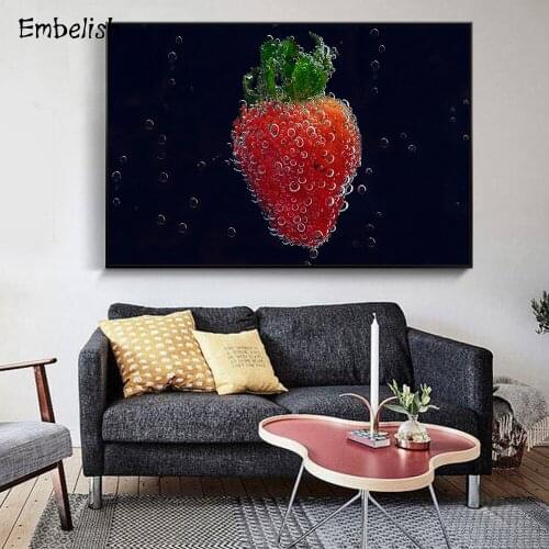1 Pieces Hot Selling Water Strawberry Modern Home Decor Pictures For Living Room HD Canvas Paintings Bedroom Posters