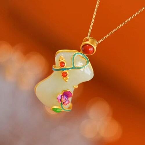 Natural Hetian Jade Cheongsam Pendant Necklace 925 Silver Fashion Jewelry Chalcedony Amulet Gifts for Women