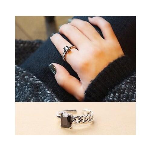 Personality Punk Vintage Silver Color Black Zirconia Rings Girls Open Opening Adjustable Rings For Women Men bague