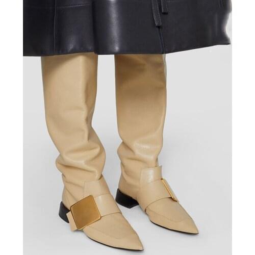 Knight Boots 2021 Winter Fashion Catwalk Leather Long Boots Women Shoes Metal Square Buckle Flat Heel Pointed Over-the-knee Boot