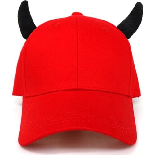 2020 New Hat Mens Horn Devil Spring And Autumn Korean Fashion Baseball Cap Men And Women Caps Halloween Baseball Cap