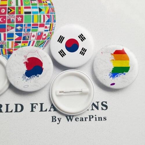 2Pcs Round Korea National Flag Map Tinplate Brooch Pin Badge Clothes Bag Decor Badges