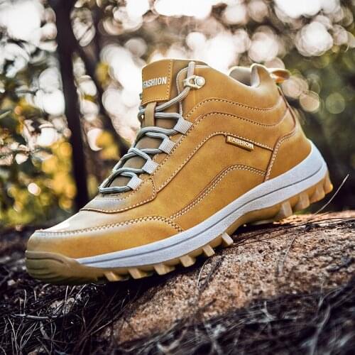 Autumn Men Outdoor Hiking Shoes Lace Up Men Trekking Sport Shoes Mountain Climbing Sneakers Plus Size 39-48