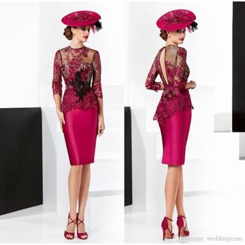 Classy Sheath Lace Mother Of The Bride Dresses Jewel Neck With Long Sleeves Backless Evening Gowns Knee Length Plus Size Wedding