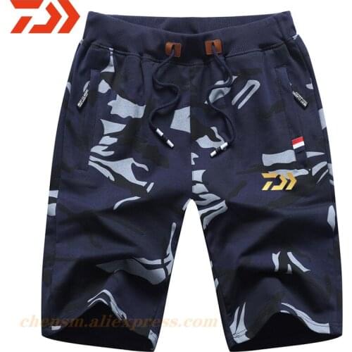 DAIWA Breathable Fishing Shorts for Men Multi-pocket Quick Dry Fishing Clothes Long Shorts Fishing Pants Elastic Waist Summer