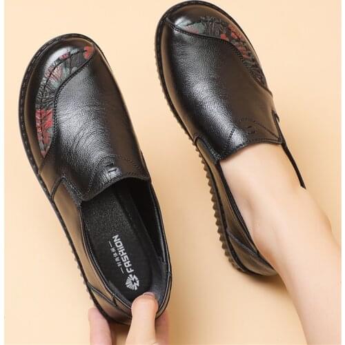 2021 Fashion Women Shoes Genuine Leather Loafers Women Casual Shoes Soft Comfortable Women Shoes Women Flat Mother Shoes