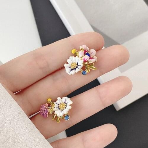 Fashion Stereo Feeling Drip Glazed Daisy Flowers 925 Silver Needle Earrings For Women Small Fresh Flower Ear Studs Jewelry Gifts