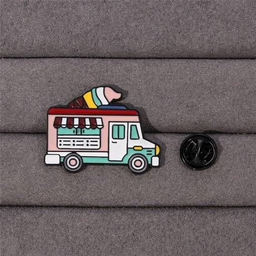 Cartoon Pink Car Brooches for Women Ice cream cone Girl Colorful Sweet Jewelry Enamel Pin Denim Collar Badge Button Pins Gift