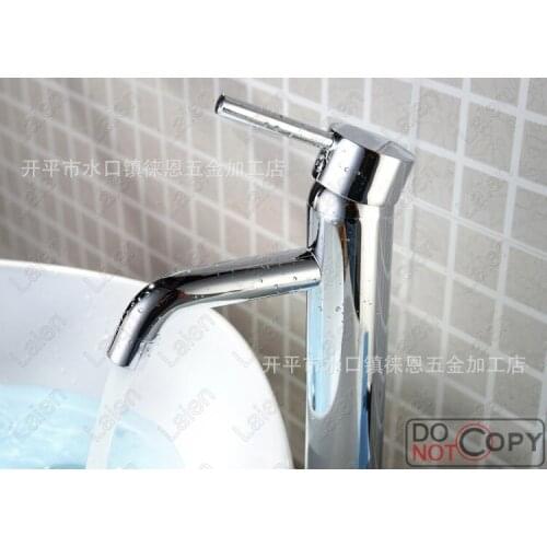 Supplying the whole copper single hole faucet basin faucet hot and cold faucet glass behalf Engineering