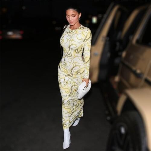 Kylie Jenner Inspired Yellow Swirl-Print Stretch Jersey Maxi Dress Round Neck Long Sleeves Back Slit Evening Gown