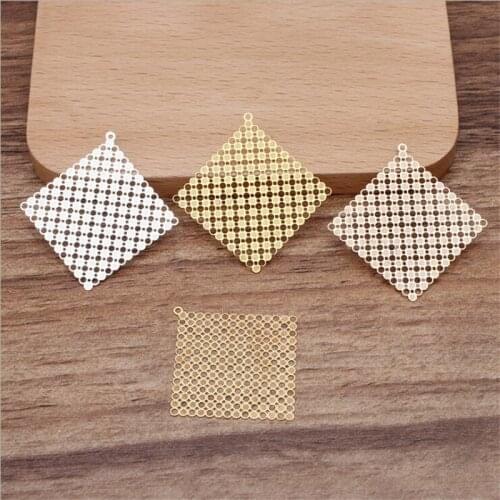 SIXTY TOWFISH 10 pieces DIY Jewelry Accessories Size 26mm Copper Materials Ancient Retro Style Flower Slice Charms