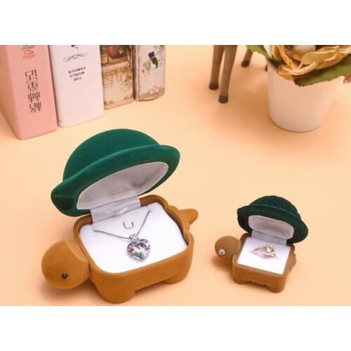 HOSENG Green Velvet Jewelry Tortoise Case Wedding Ring Box Necklace Storage Display Package 3 Colors Available HS_6375