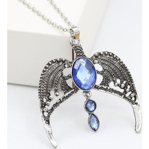 2021 New Popular Ravenclaws Golden Crown Necklace Seven Horcrux Crown Pendants Unisex Fashion Temperament Jewelry Wholesale