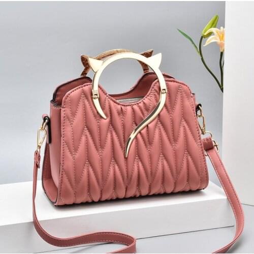 Winter New Soft Surface Water Ripple Female Bag Temperament All-Match Single Shoulder Messenger Bag Unique Shape Lady Handbag