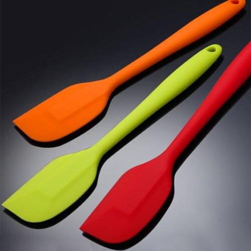 Non Stick Silicone Spatula Heat Resistant Baking Scraper for Cooking, Baking, and Mixing Cake Decorating Baking Accessories