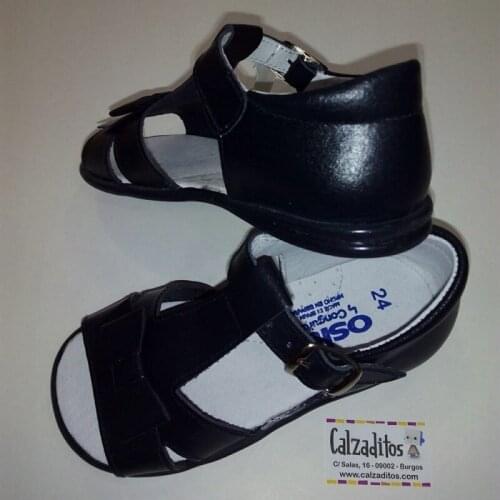 Girls leather sandals in navy with buckle by Conguitos teddy bear