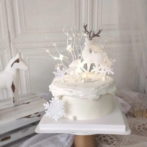 Amawill Crystal Elk Cake Topper Christmas White Reindeer Standing Deer Dolls Xmas New Year Cake Decoration Tools Baking Ornament