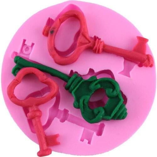 3 pieces/lot) Latest 7.5 * 7.5 * 1cm 3 cavities key shape sililcone cake tools fondant decor DIY baking pastry accessories