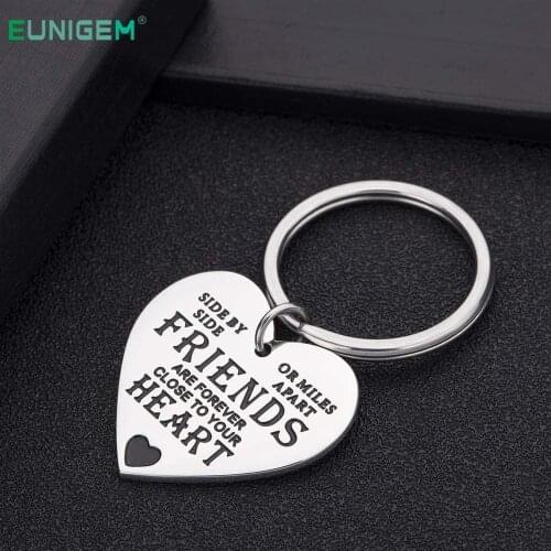 Best Friend Cute Keychain Friendship Gifts for Women Men Birthday Present for BFF Sisters Keyring Long Distance Gift