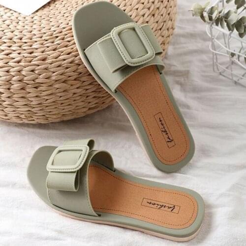 Akexiya 2021 New Style Square Buckle Summer Outside Wear Womens Fashion Korean Sandal Soft Bottomed Beach Slippers Women Shoes