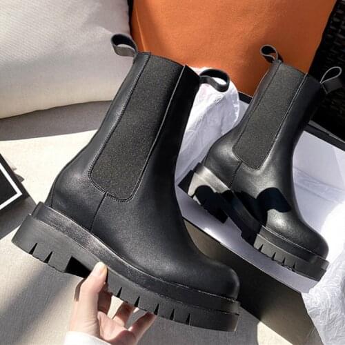 2021 Real Leather Boots Thick-soled Chelsea Boots Womens British Mid-tube Short Boots Womens Inner Heightening Smoke Tube Boot