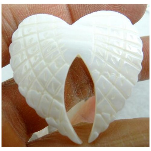 Wholesale Natural Sea SHELL hand-carved Shell Pendant Jewelry making necklace for Women Vintage Jewelry Friendship Gifts F93