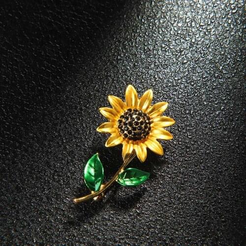 1-2Pc Exquisite Sunflower Enamel Brooch Delicate Elegant Women Girls Rhinestone Lapel Pin Clothes Accessories Gift Jewelry