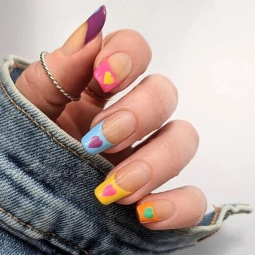 24pcs Love Heart Printed Nail Patch Rainbow Color Glue Type Removable Short Paragraph Fashion Manicure False Nail Patch DL