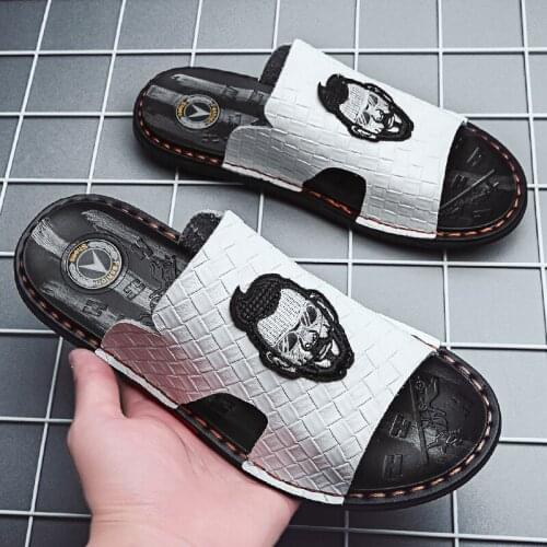 Street Shoes Mens Slippers Indoor Fashion Shoes House For Men Beach Flip Flops Man Massage Slipers Mens Sandals Streetwear