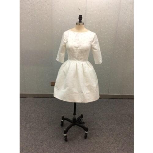 Vintage Short Satin Wedding Dresses with Sleeves O-Neck Custom Zipper Back Above Knee Bridal Gown For Women