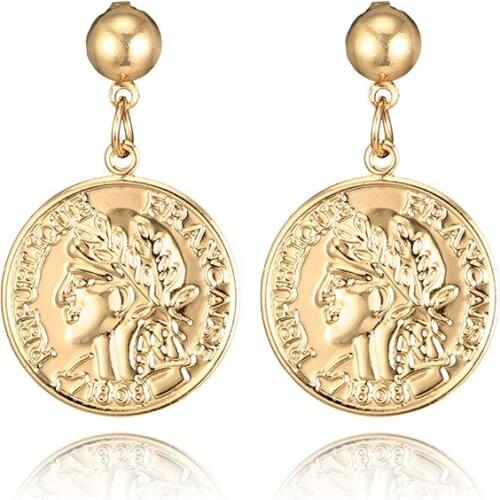 Earrings Cute Korean Earrings Gold Metal Earrings Geometric Stud Earring Trendy Simple Stud Aretes Women Fashion Jewelry 2021