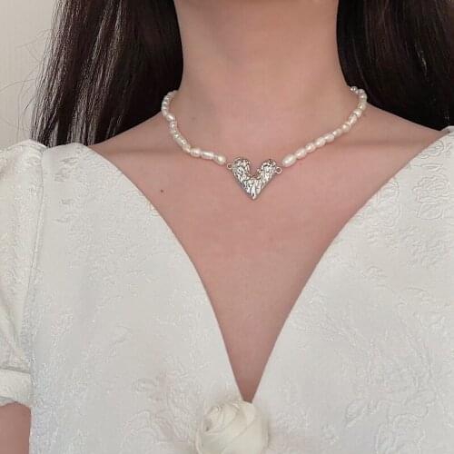 Baroque Real Pearl Necklace Choker Heart Pendant Natural Pearl Necklace Charm Irregular Freshwater Pearl Jewelry Wedding Party