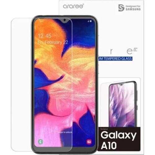 Araree Protective Glass On The Phone