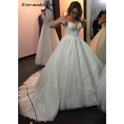 Shiny Princess Wedding Dress 2021 Sequins Appliques Zipper Back Button Strapless Beading Sweep Train Bride Gowns Robe De Mariee