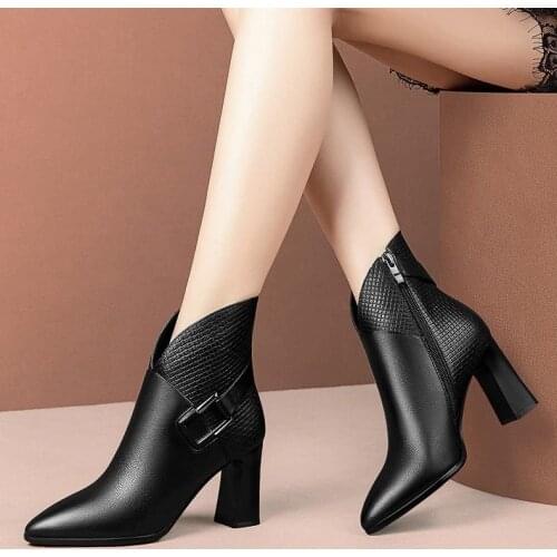 New Fashion Ladies Chunky Heels Ankle Boots 2021 Concise Elegant Boots Women Party Office Zip Pointed Toe Shoes Woman