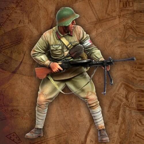 1/35 Red Army rifleman. WW2, Resin Model Soldier GK, World War II military theme, Unassembled and unpainted kit