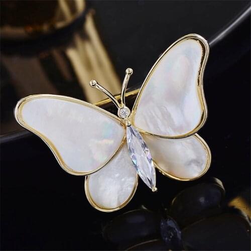 Beautiful Natural Fritillary Butterfly Brooches for Women Suit Dress Brooch Jewelry Luxury Cubic Zirconia Insect broche femme