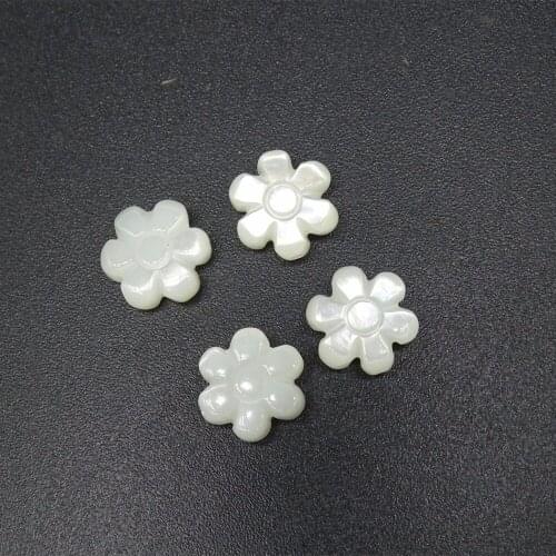 New Wholesales White Sea Shell Flower Carved Natural Mother Of Pearl Shell Beads DIY Findings Loose Bead For Jewelry Making