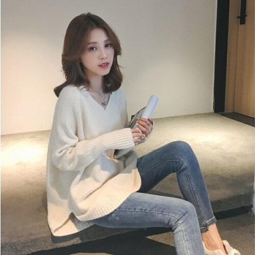2020 Autumn Winter Women Korean Style Knitted Sweater Loose V-neck Knitted Long Sleeve Sweater Solid Casual Female Pullovers Z15