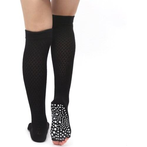 Women knee-high socks Yoga Socks Anti-Slip Quick-Dry Damping Pilates Ballet toes Socks Good Grip For lady Cotton sports Socks