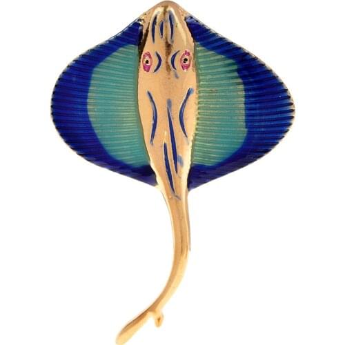 CINDY XIANG New 2-color Cute Fish Brooches For Women Creative Sea Animal Fish Enamel Banquet Brooch Pins Jewelry New Year Gifts