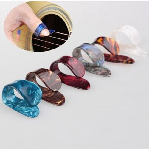4pcs/Set Thumb Finger Guitar Picks Guitar Plectrums Sheath For Acoustic Electric Bass Guitar Random Color New Selling