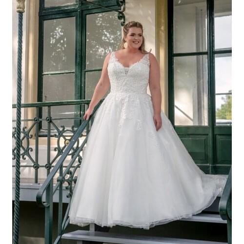 Elegant V-neck Appliqued Plus Size Wedding Dress wedding gowns Organza Lace-up A-line Bridal Gown 2021 Robe de Mariage