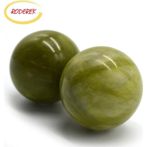 2pcs Hand Massager Traditional Chinese Massage Ball Cool Stone Healthcare Hand Muscle Massage Tool