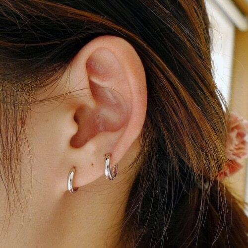 925 sterling silver jewelry with simple South Korea wild basic daily earrings circle earrings for men and women wholesale